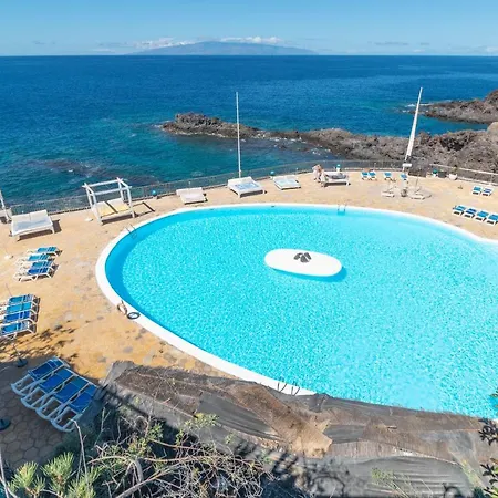 Terrace On The Sea Daire *