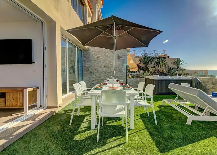 Terrace On The Sea *