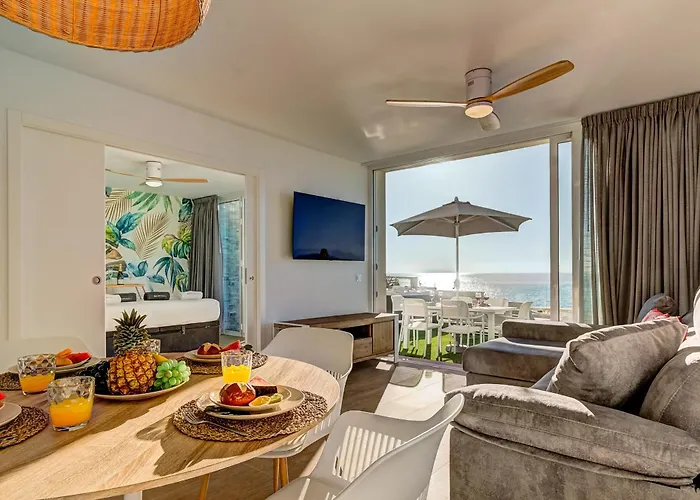 Terrace On The Sea Апартаменты Кальяо-Сальвахе